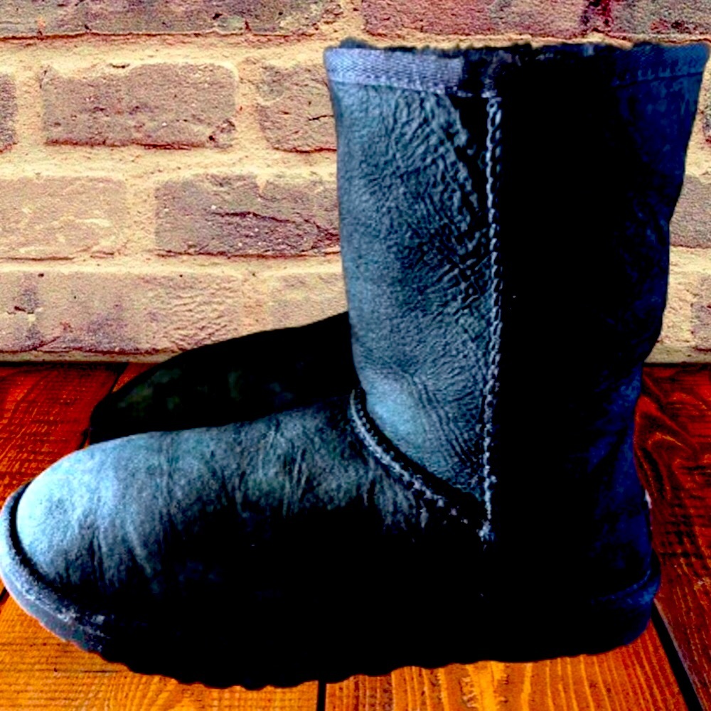 UGG women’s boots [SZ:7]